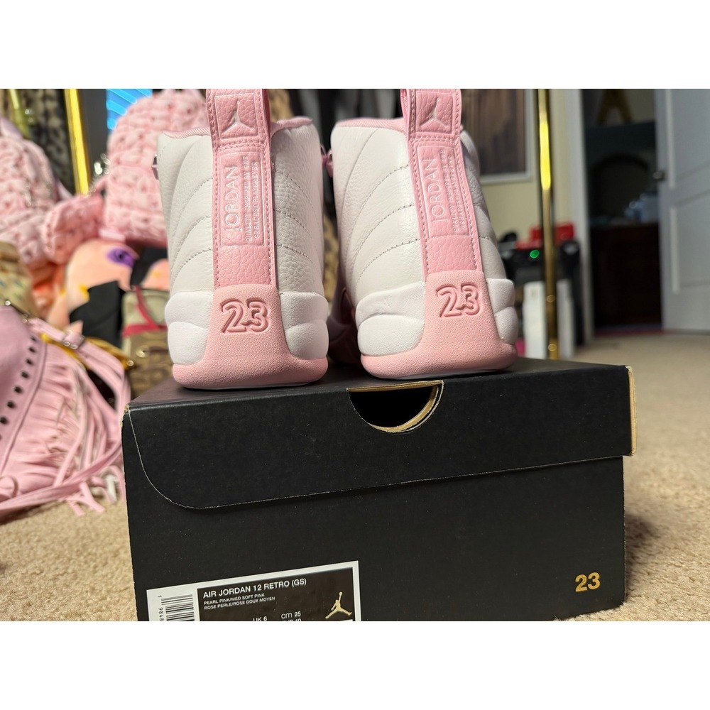 Air Jordan 12 Retro GS 510815-600 Pink – Size 7Y (Women ~8.5) – DEADSTOCK - Picture 8 of 9